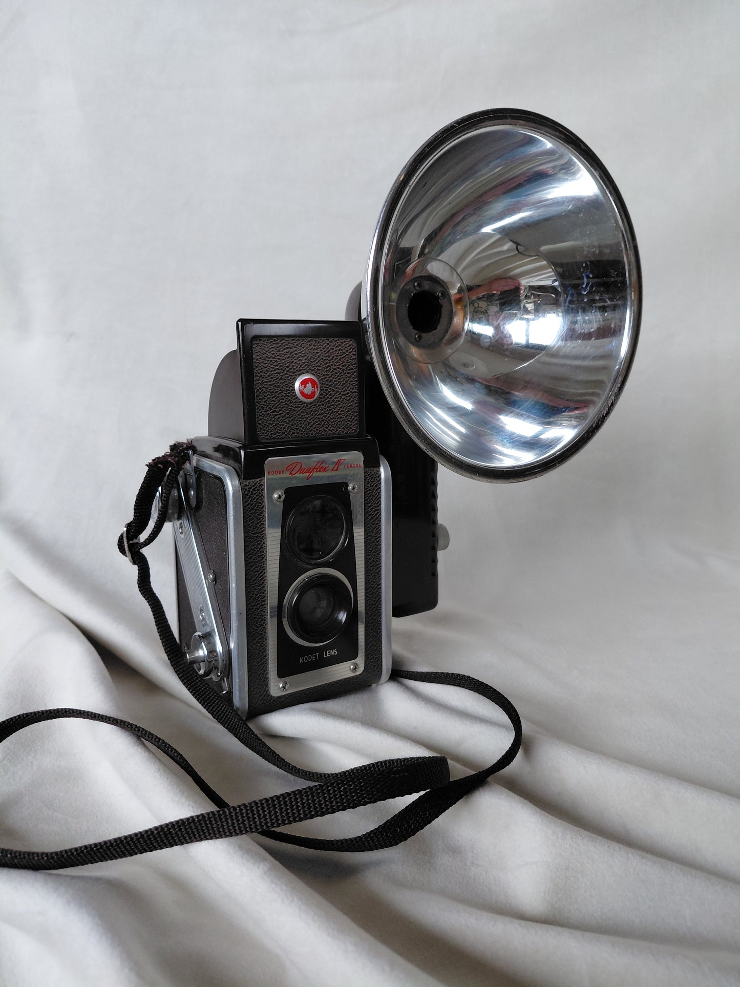Vintage myndavél með flasshaldara Duaflex II (1950-1954), Kodak