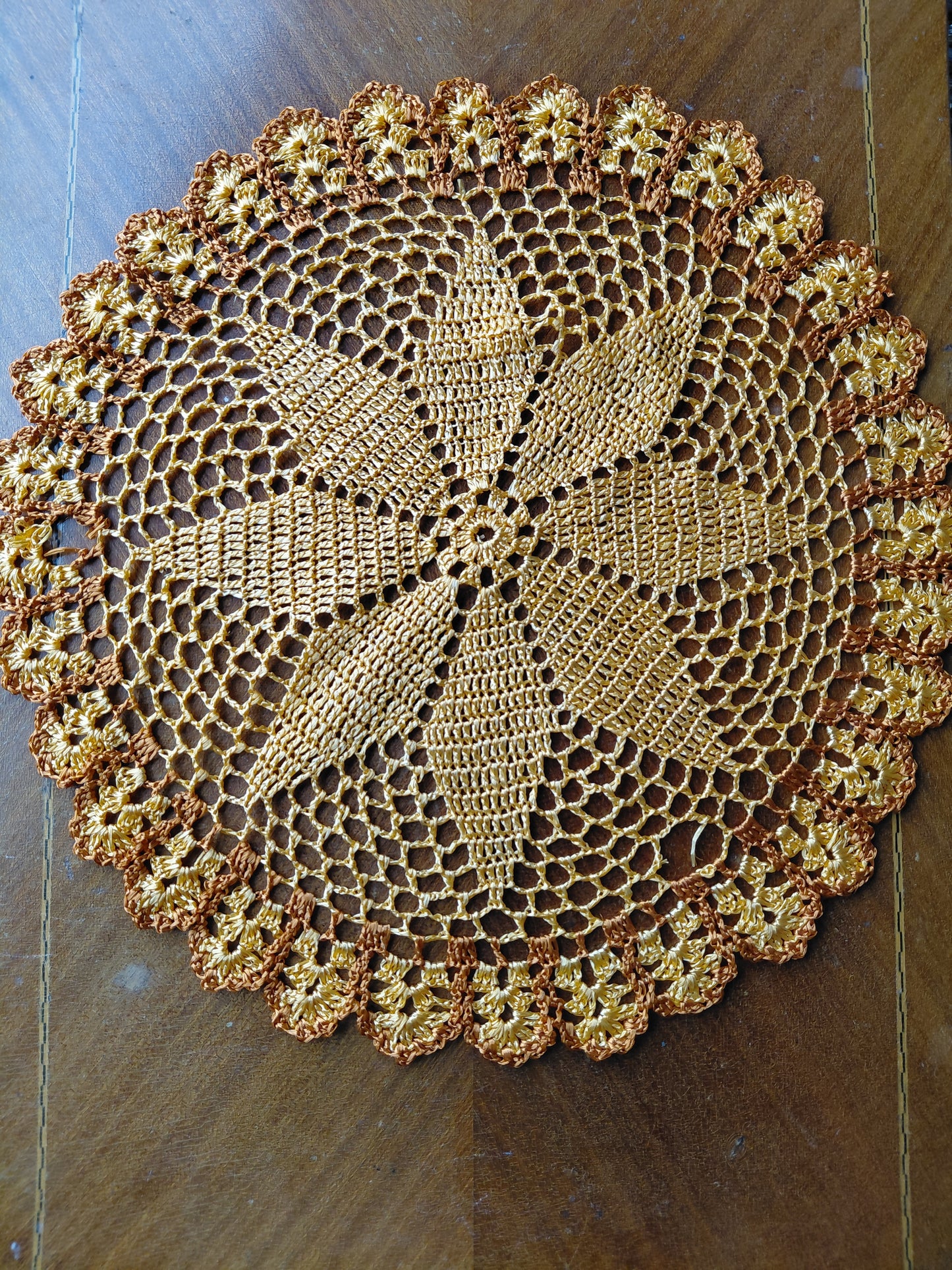 Heklaður dúkur (34.5 cm)