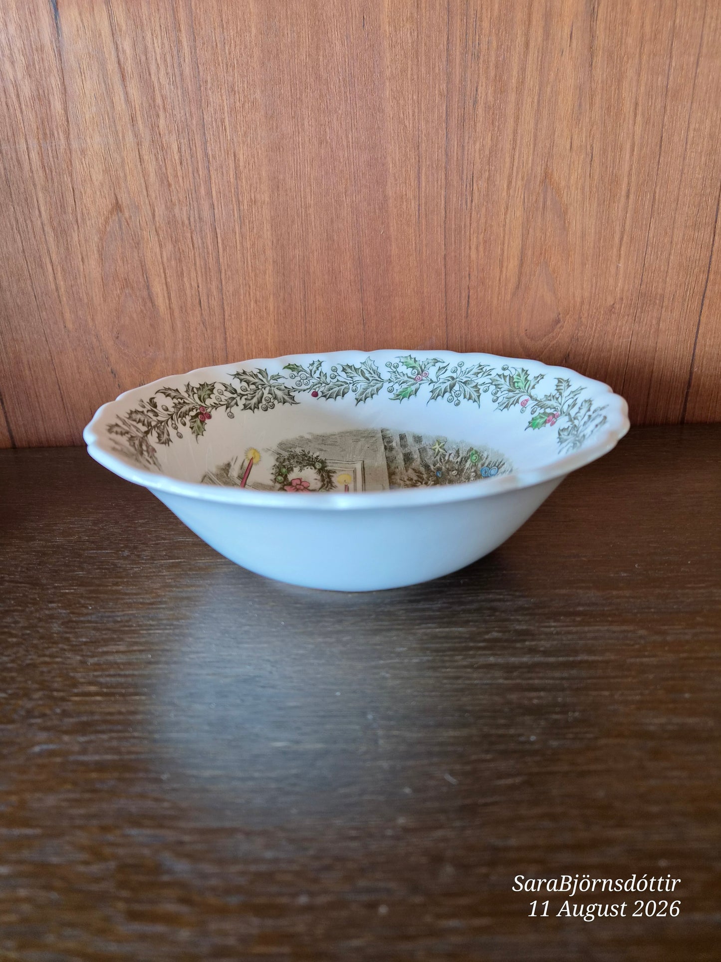 Jóla skál  21 cm þverámál, Johnson bros