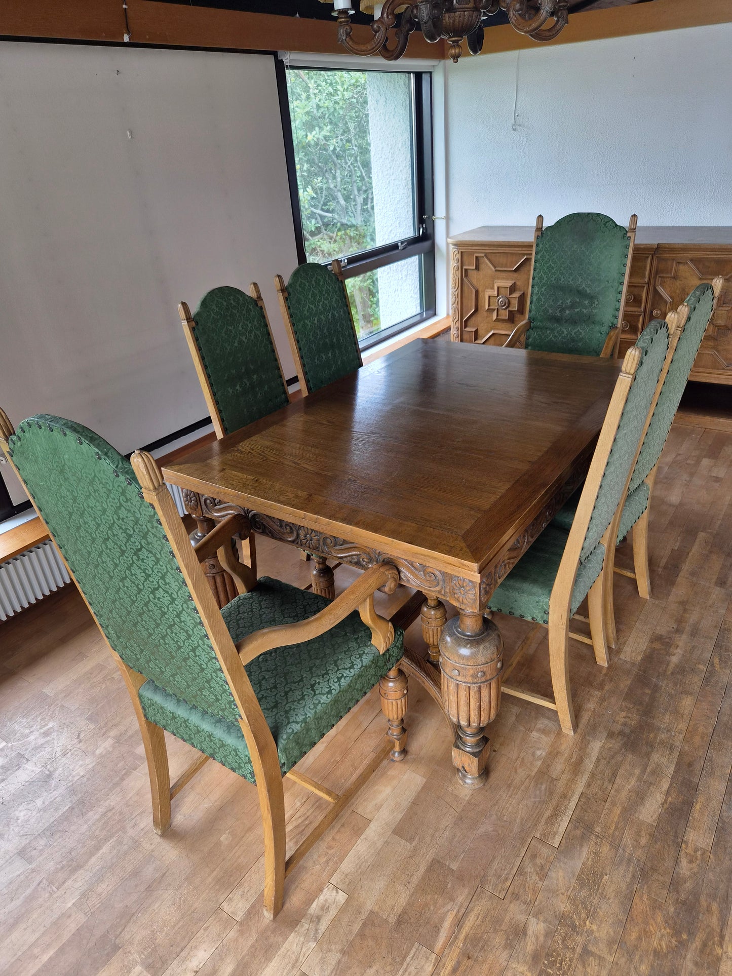 Borstofuborð 6-10 manna með 8 stólum (1940s), lengd 150 cm til 283 cm, Vintage
