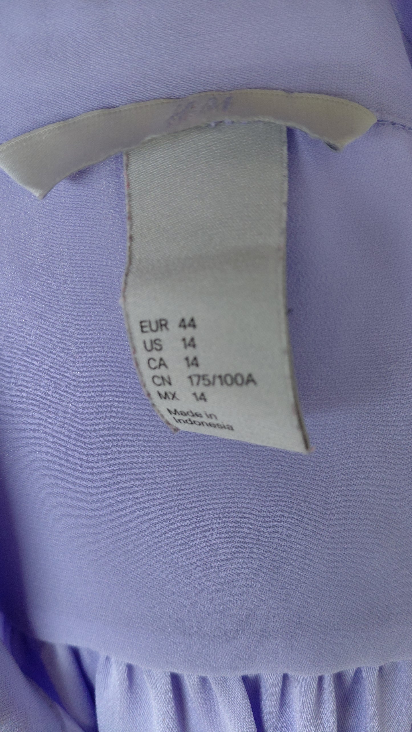 Síðerma skyrta, EUR 44, H&M