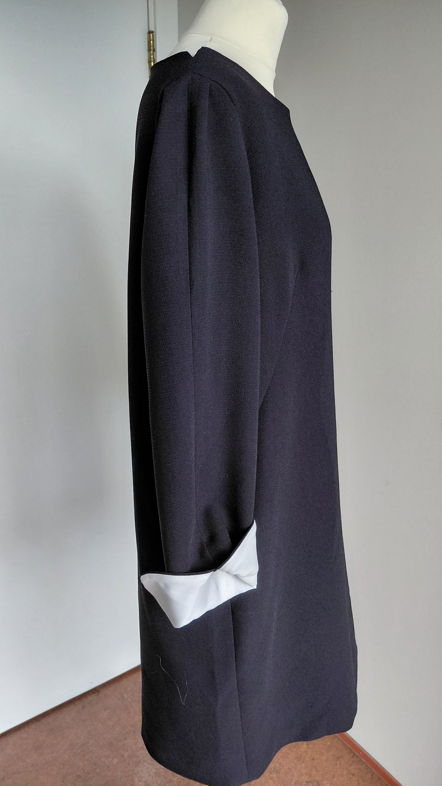 Kjóll í "shift sniði" (beint og laust snið 2012-2016), XL, Zara