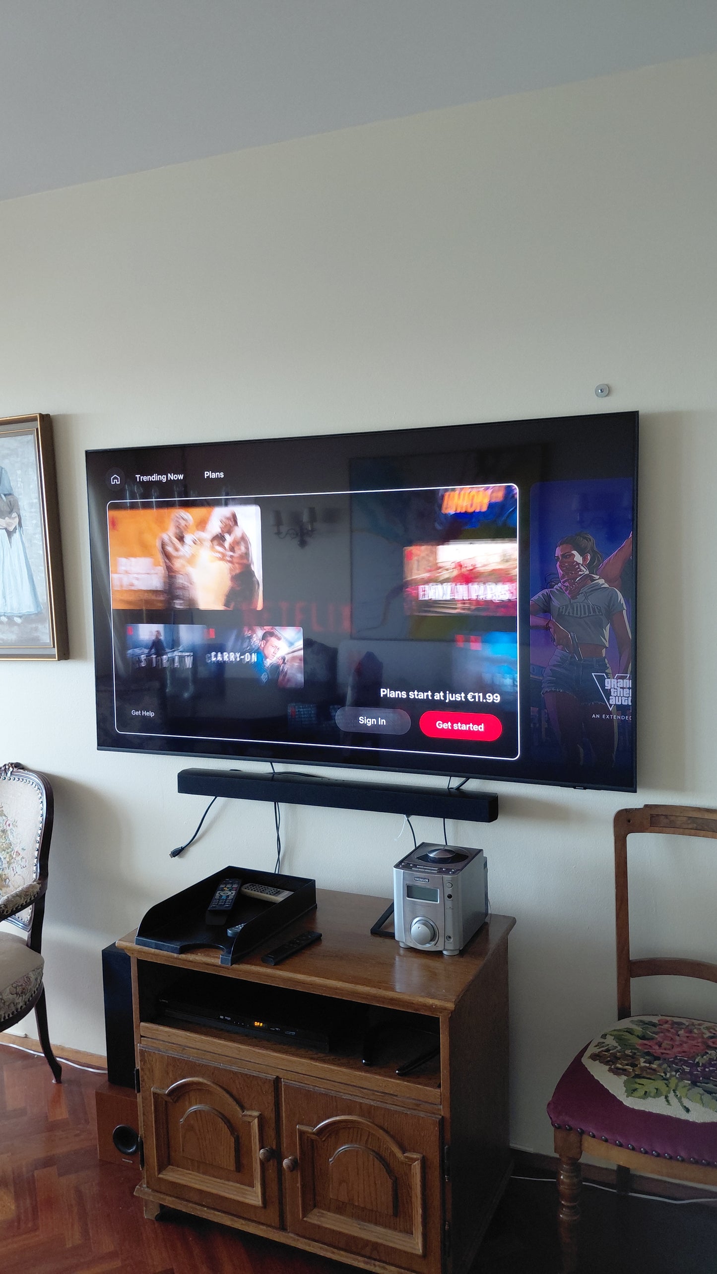 65" Snjallsjónvarp Samsung Crystal UHD (2022), Samsung