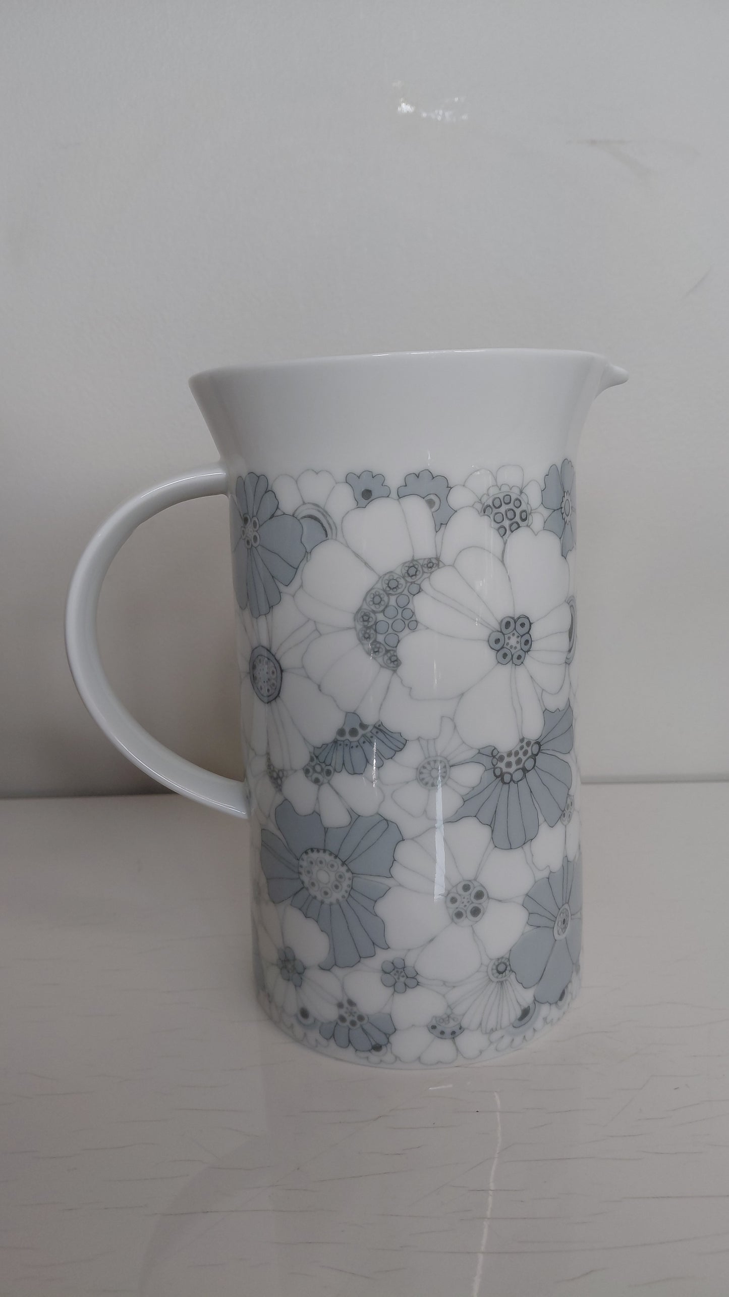 Vatnskanna "studio-linie, Bouquet in Grey“ 1960-1970, Rosenthal