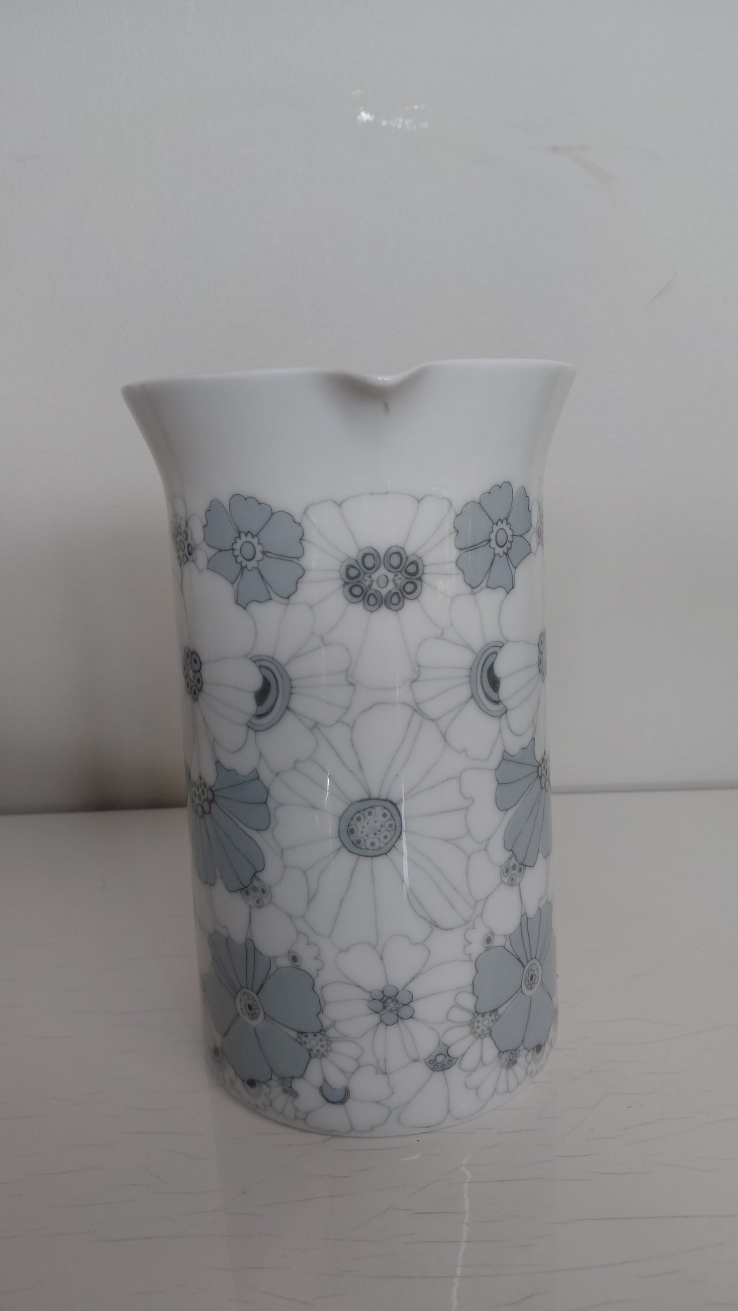 Vatnskanna "studio-linie, Bouquet in Grey“ 1960-1970, Rosenthal