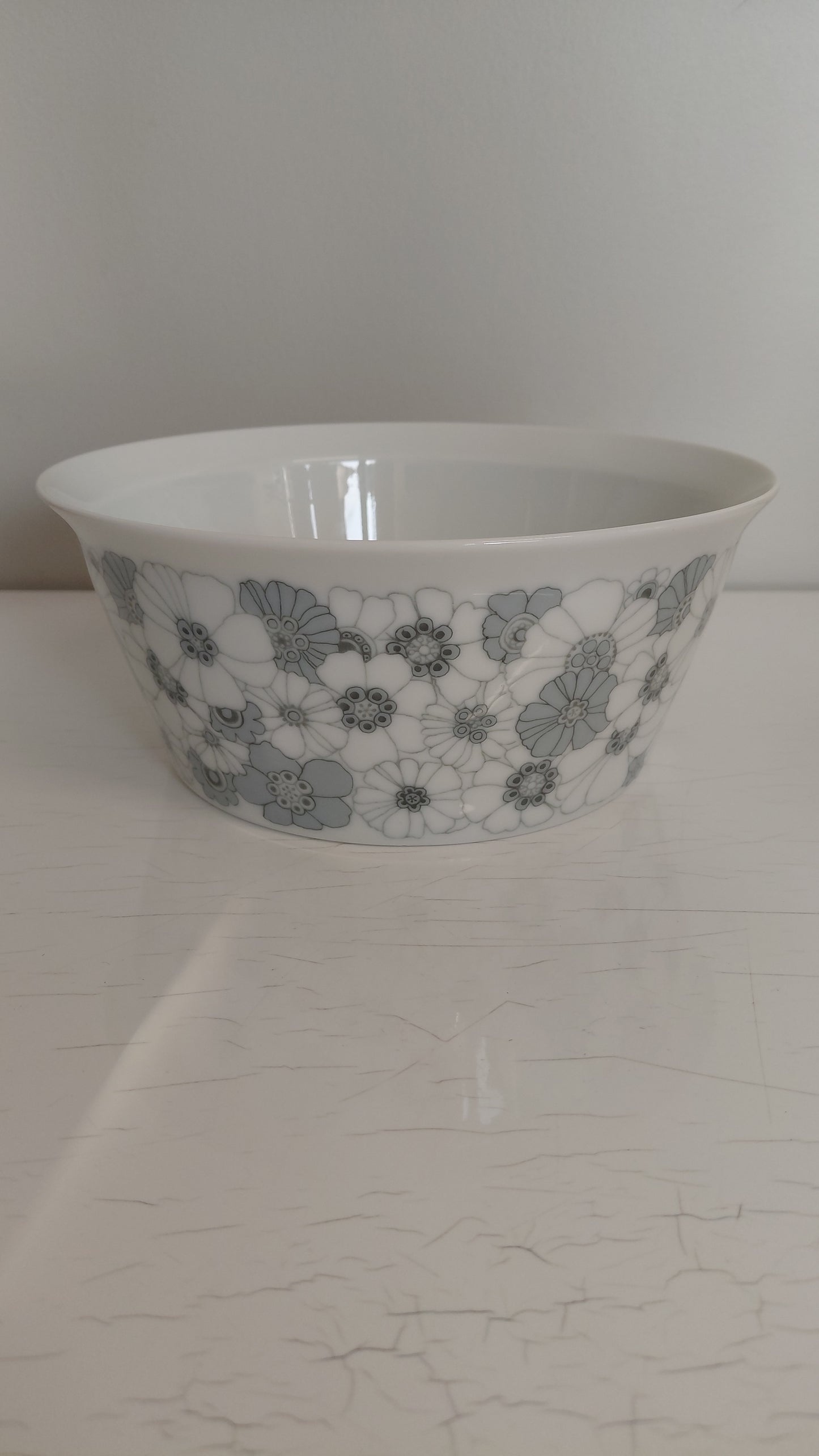 Stór framreiðsluskál "studio-linie, Bouquet in Grey“ 1960-1970, Rosenthal