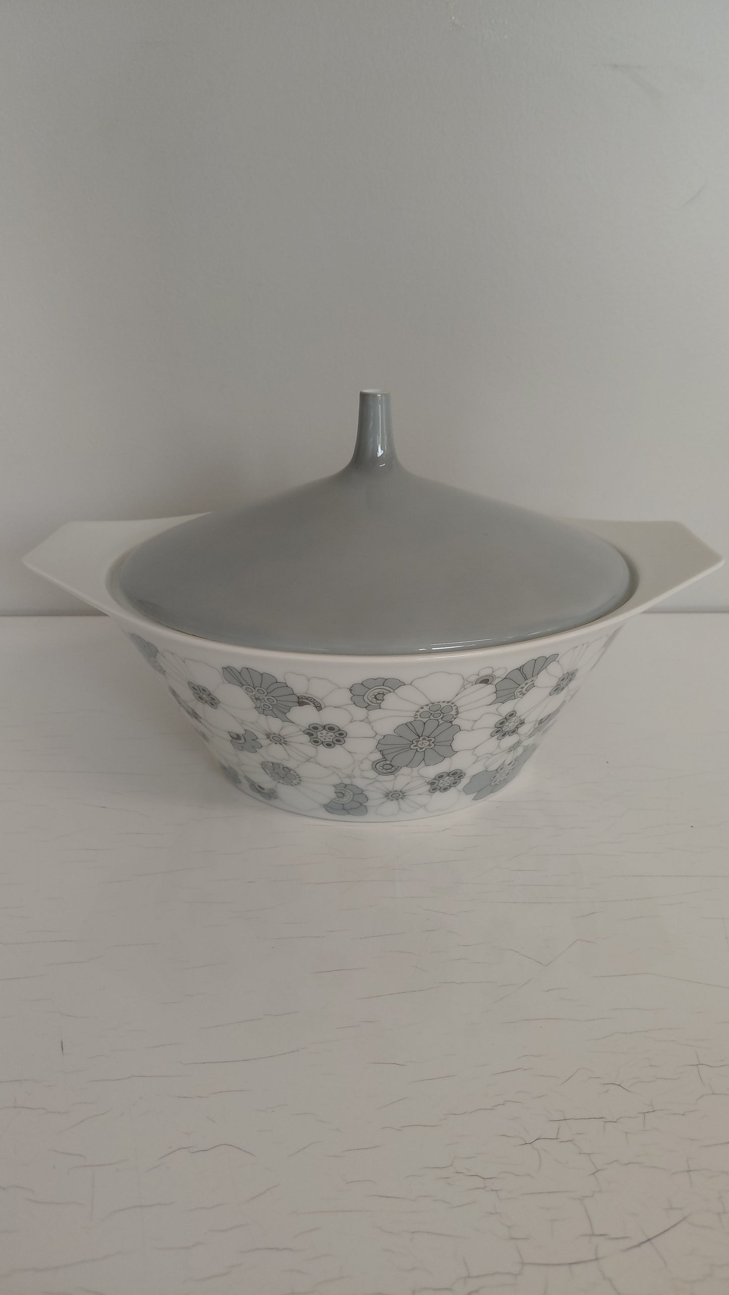 Stór matskál með loki "studio-linie, Bouquet in Grey“ 1960-1970, Rosenthal