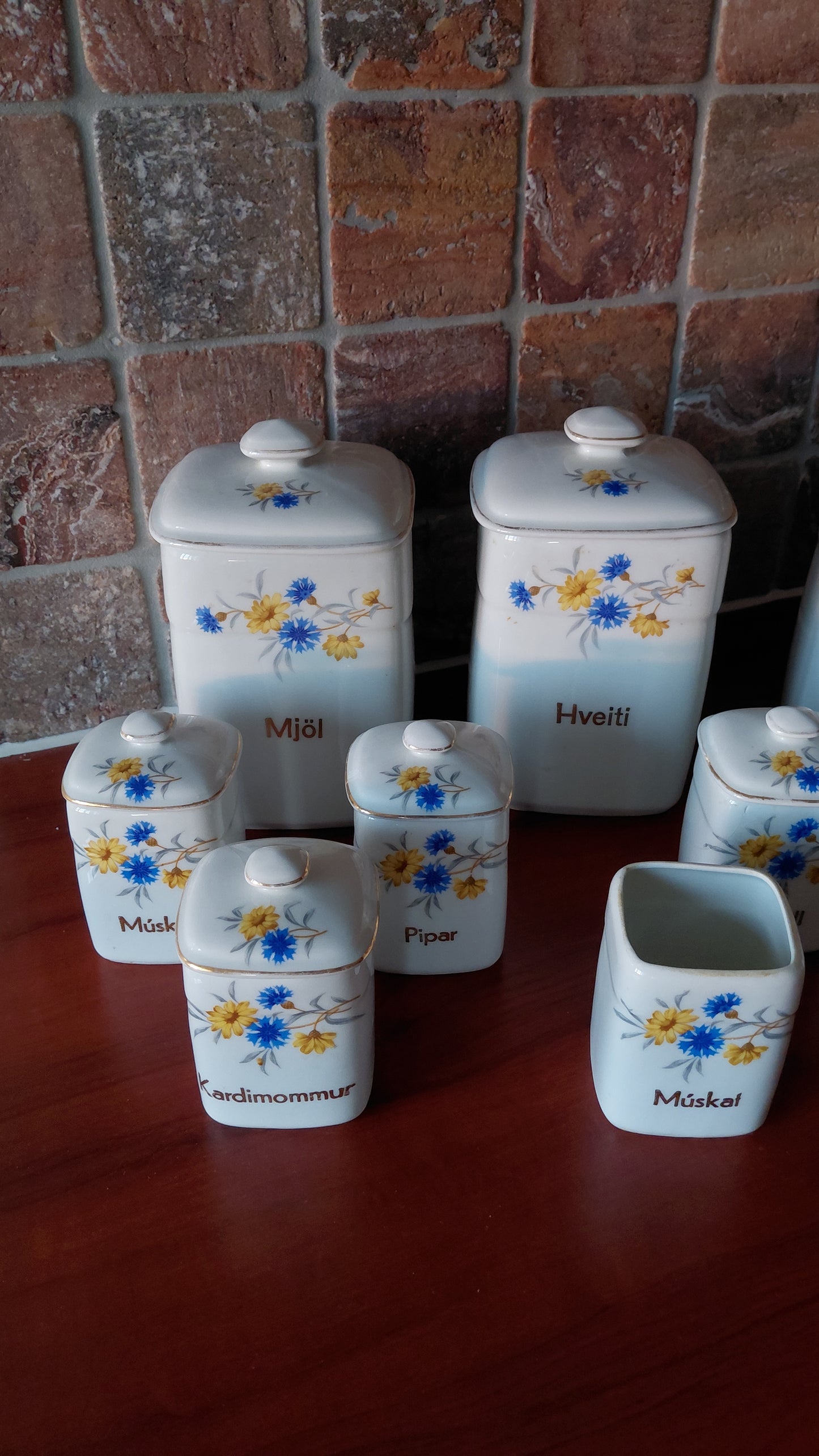 Vintage mjöl og kryddjurta krukkur "Blå Blomma" (1980-1990), Svaneholm