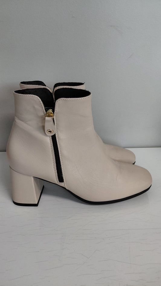 Total Flex / Comfort Walk línan, EUR 39,  Desireé Shoes