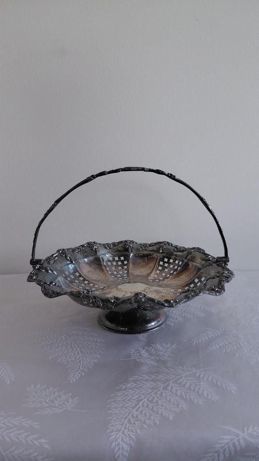 Antík "Brúðarkarfa", skál á standi (1880-1900), Antík