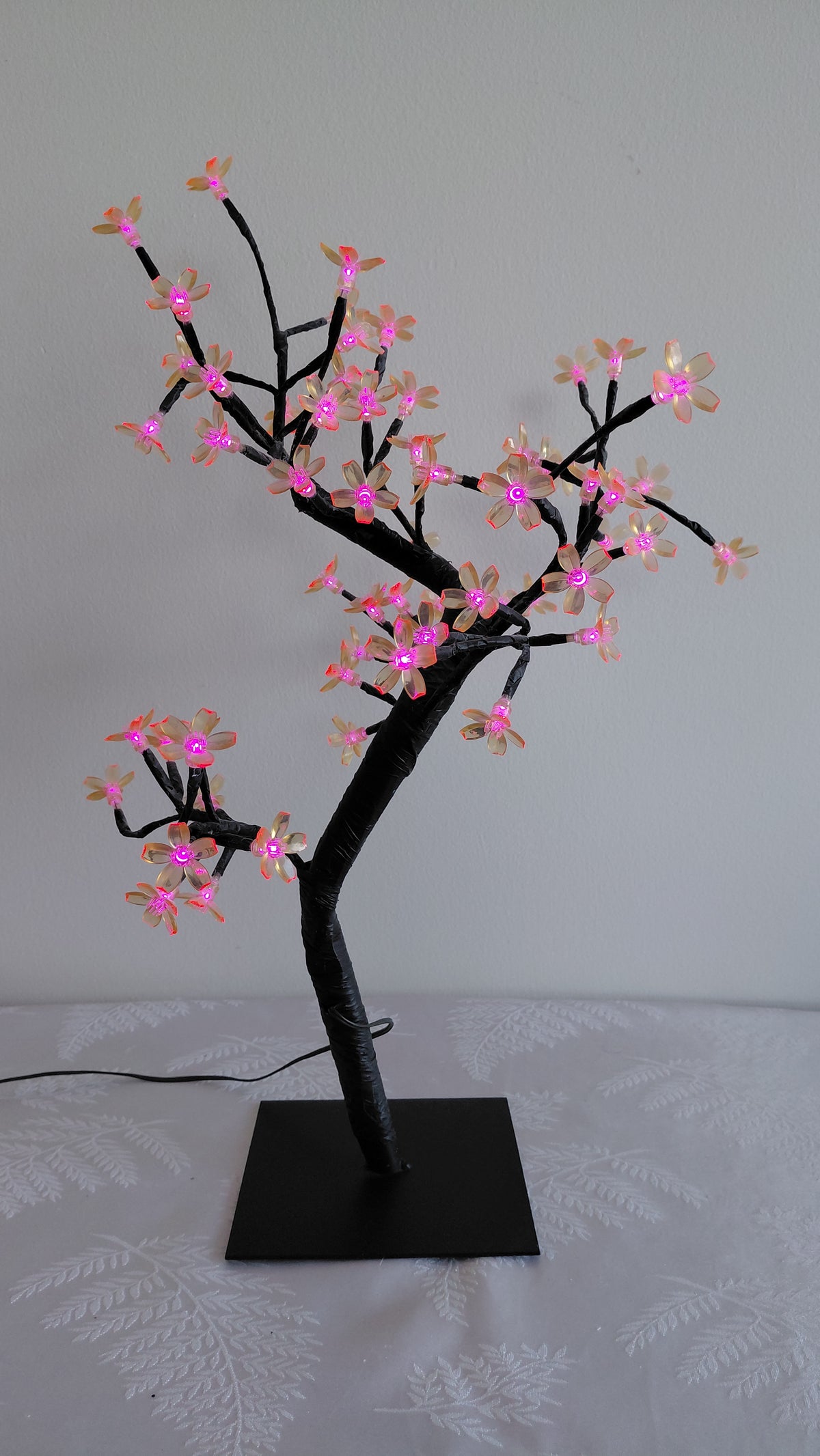 Led ljós í laginu eins og tré (H50 cm)