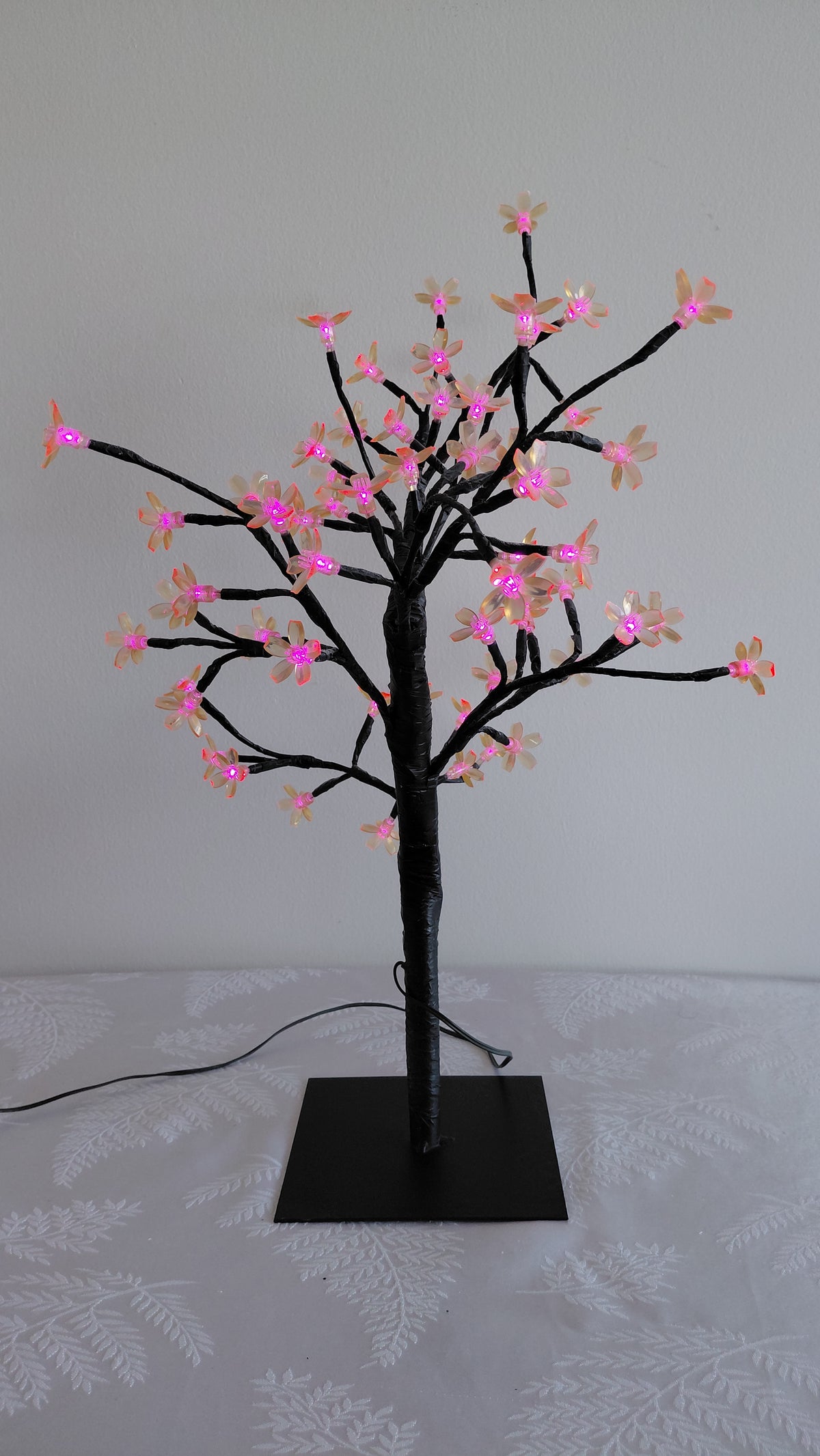 Led ljós í laginu eins og tré (H50 cm)
