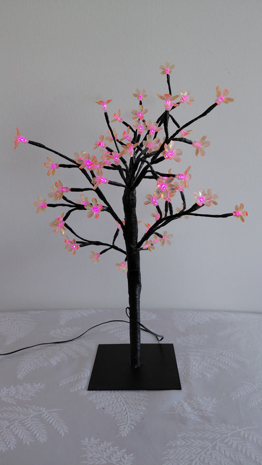 Led ljós í laginu eins og tré (H50 cm)