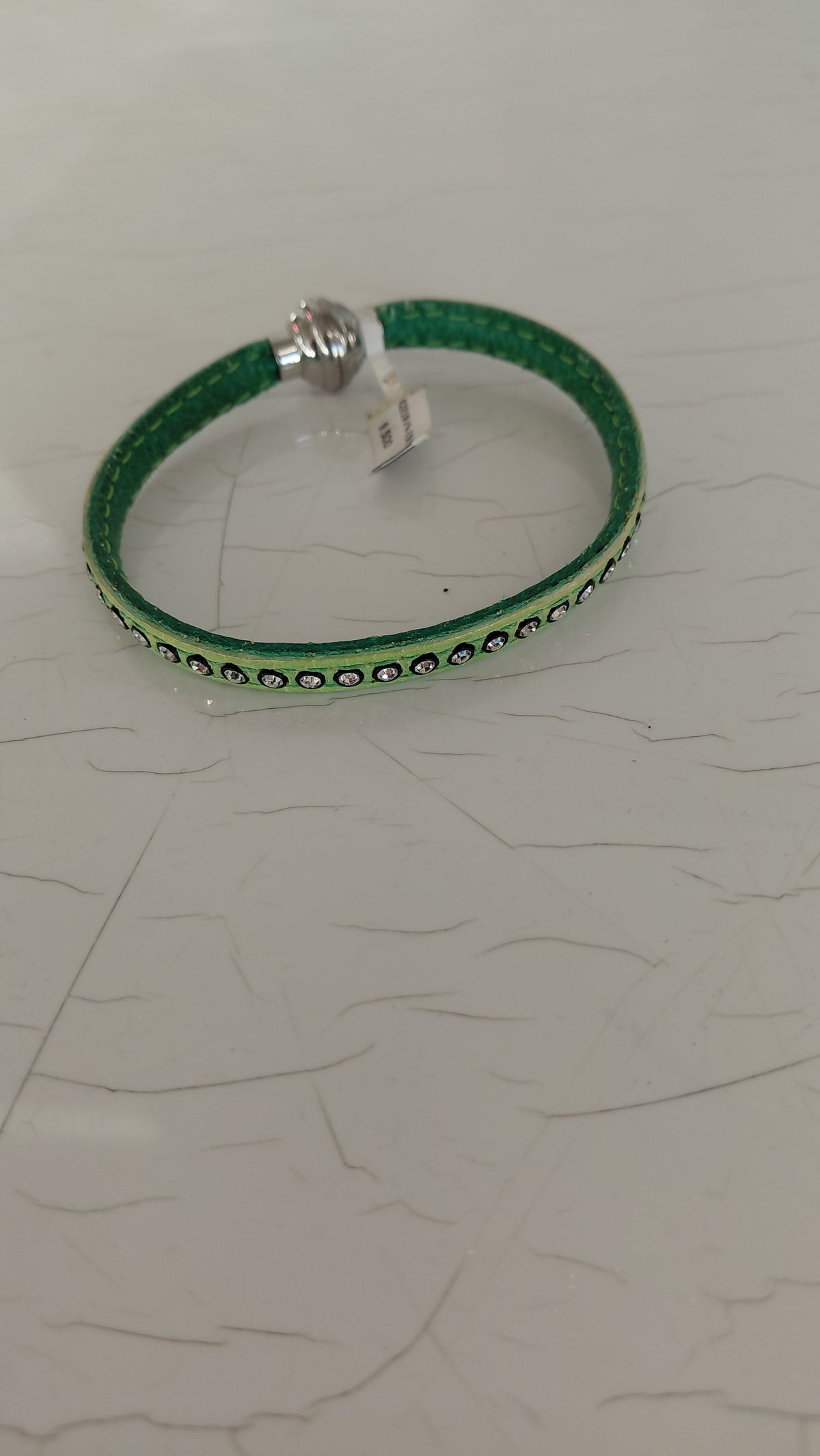 Leður armband (ónotað), Arezzo