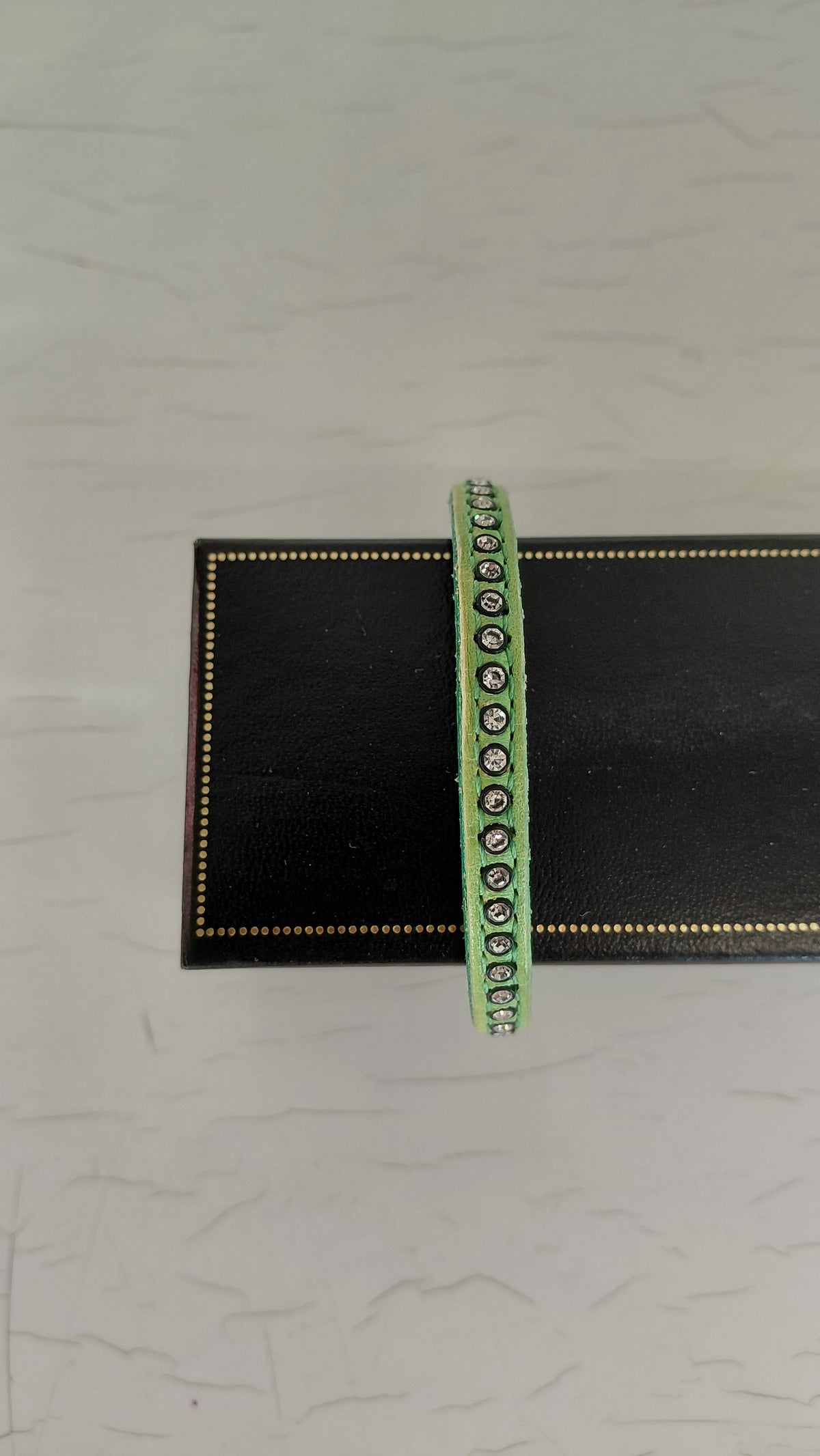 Leður armband (ónotað), Arezzo