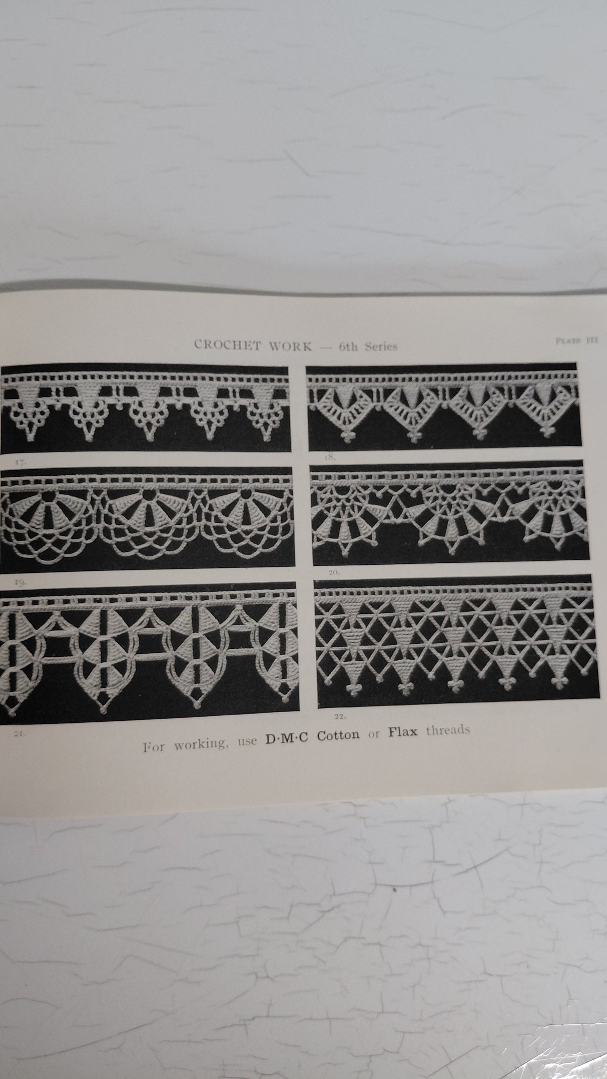 D.M.C Library Crochet work 6th series, hekl uppskriftir (1951), Hendes verden