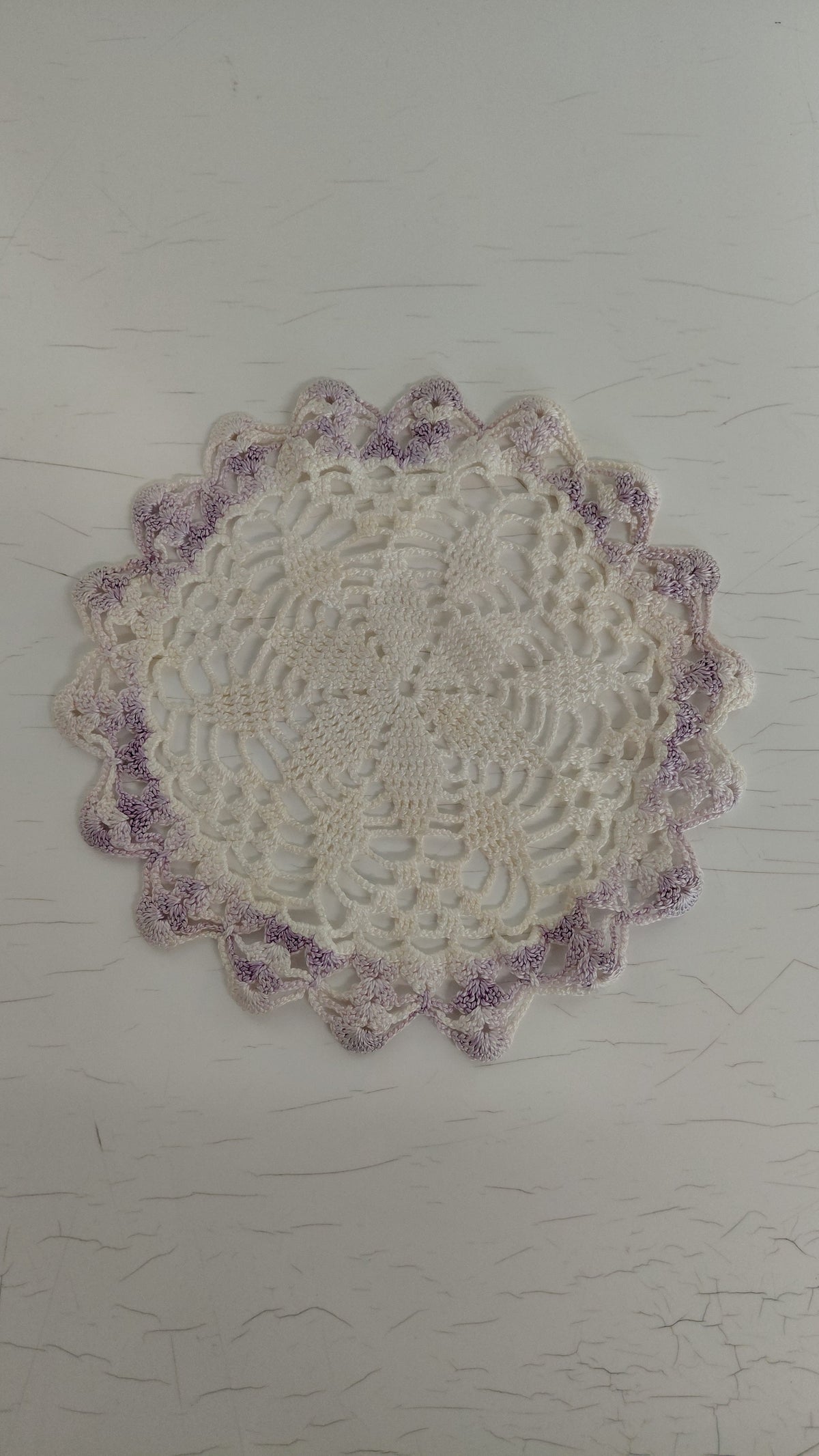 Lítill hringlaga heklaður dúkur (Ø15.5 cm), Vintage