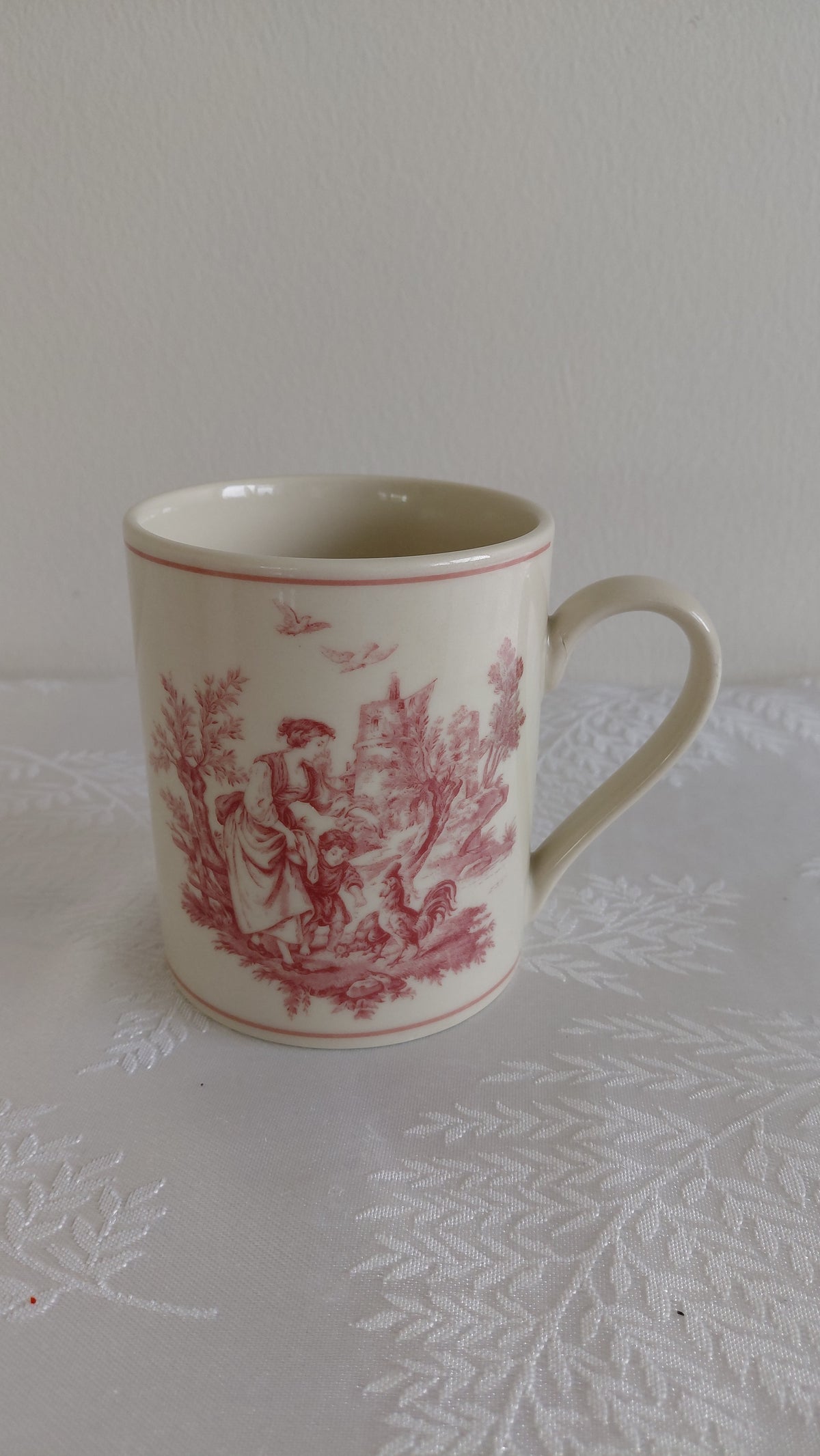 Bolli kona og barn Toile de Jouy munstur, seljast stakir, I. Godinger & Co.