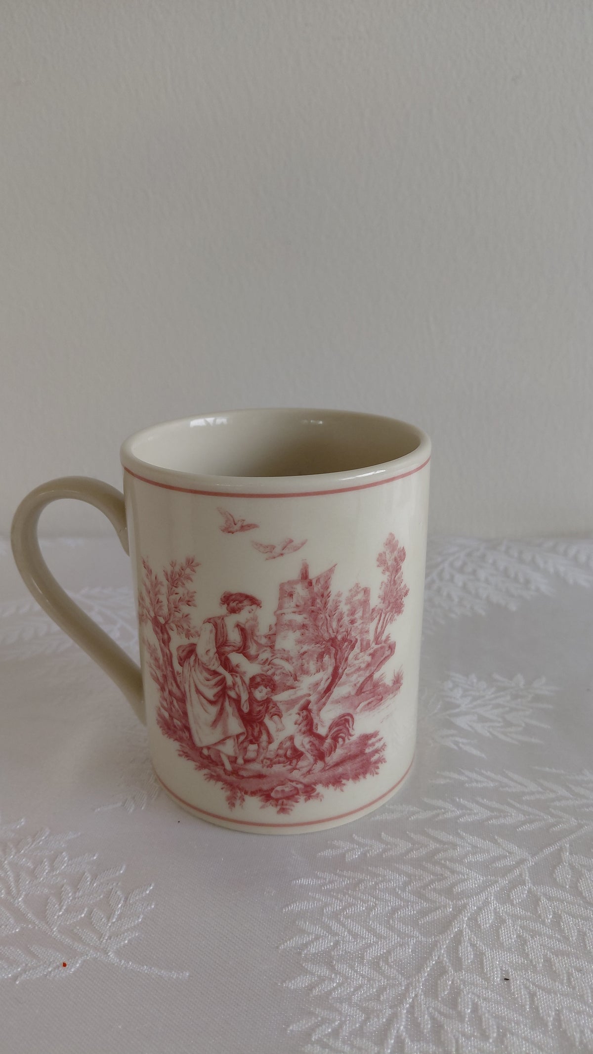 Bolli kona og barn Toile de Jouy munstur, seljast stakir, I. Godinger & Co.