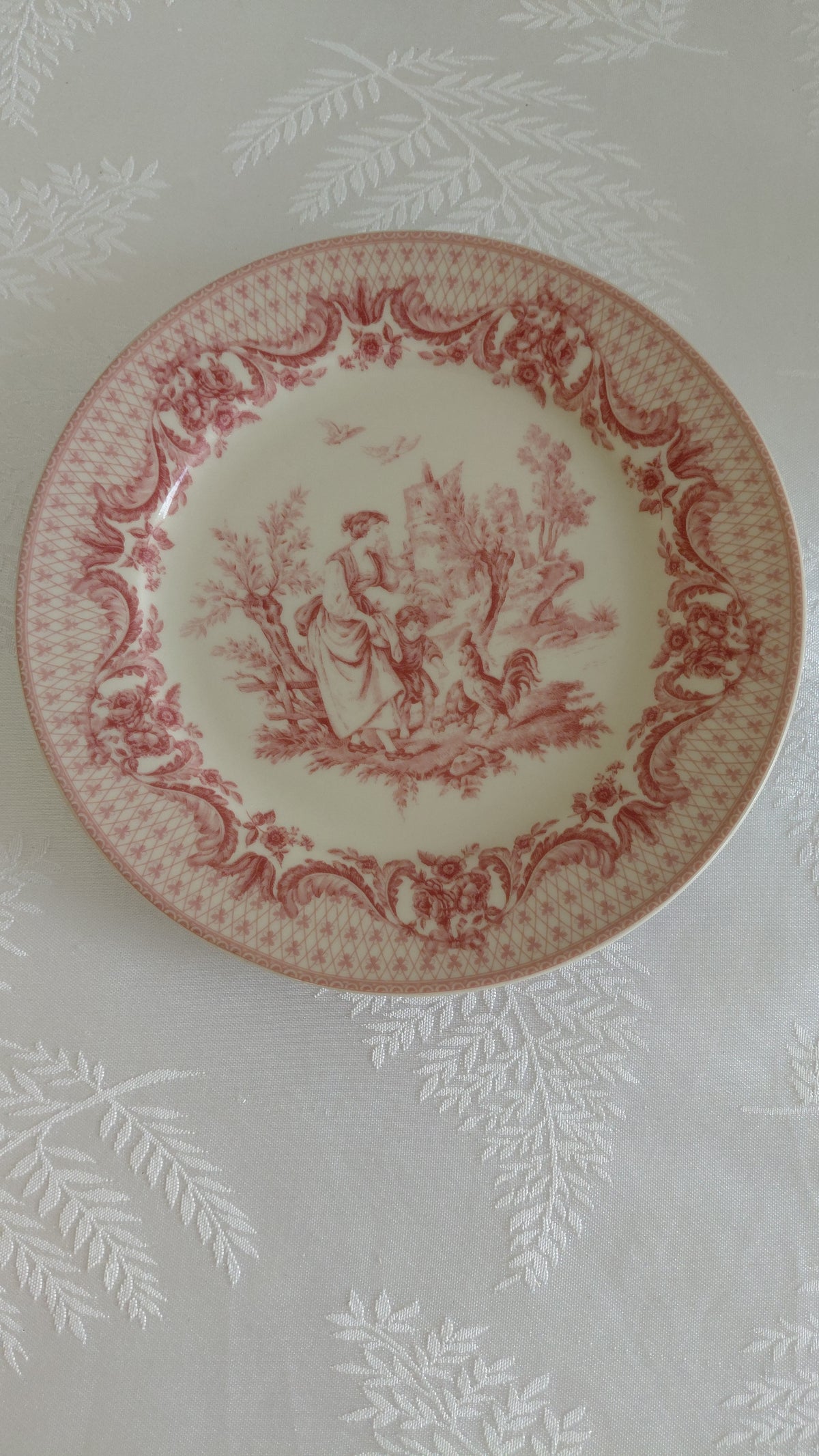 Diskur Kona og barn, Toile de Jouy munstur (Ø20.5 cm), I. Godinger & Co.