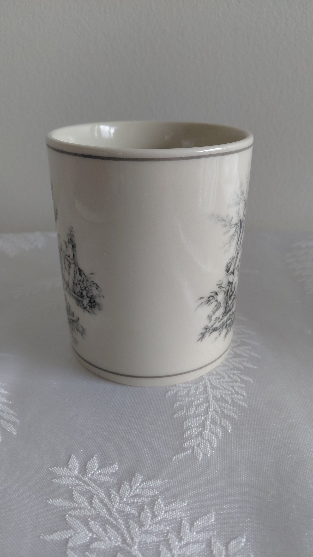 Bolli Kona og börn Toile de Jouy munstur, I. Godinger & Co.