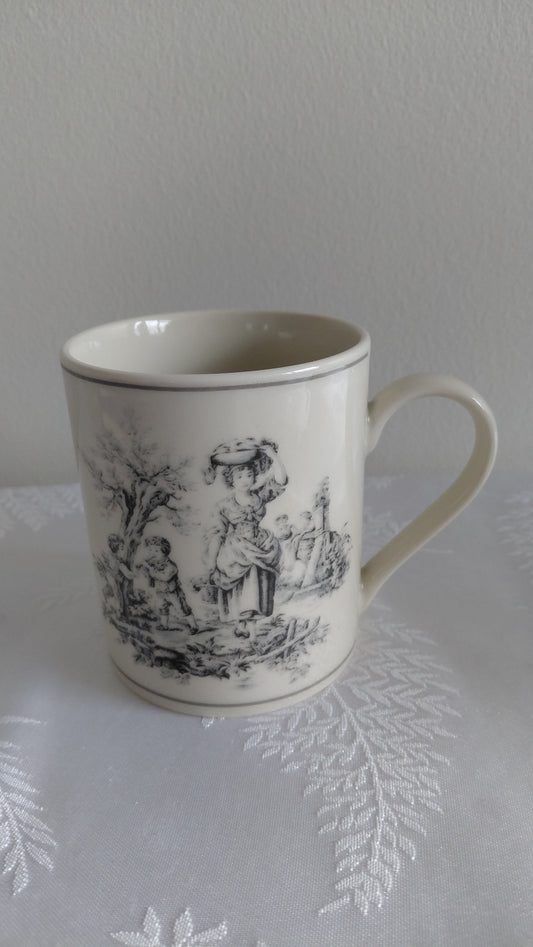 Bolli Kona og börn Toile de Jouy munstur, I. Godinger & Co.