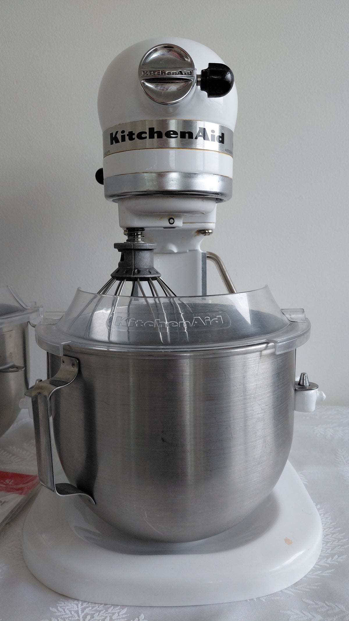 Hærivél "Heavy Duty mixer - Model K5SSWH" með aukahlutum, Kitchen Aid