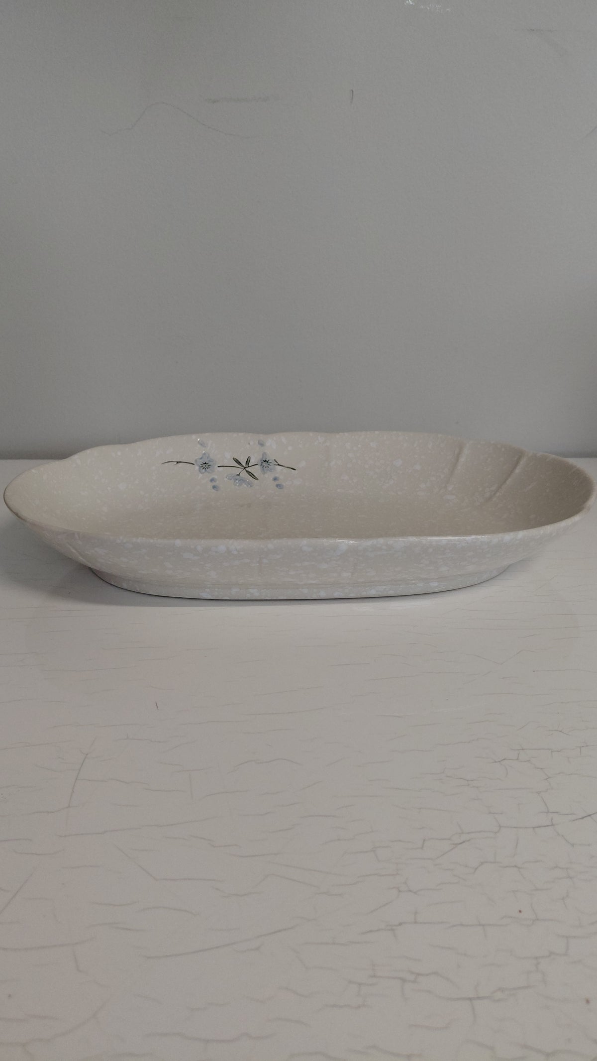 Ílangur diskur úr "snowflake porcelain", Mischief