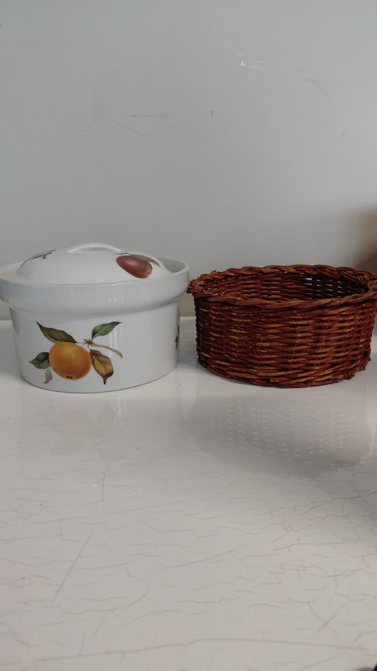 Vintage eldfast mót í körfu, sveitastíll "Orchard" (1990s), BIA Cordon Bleu