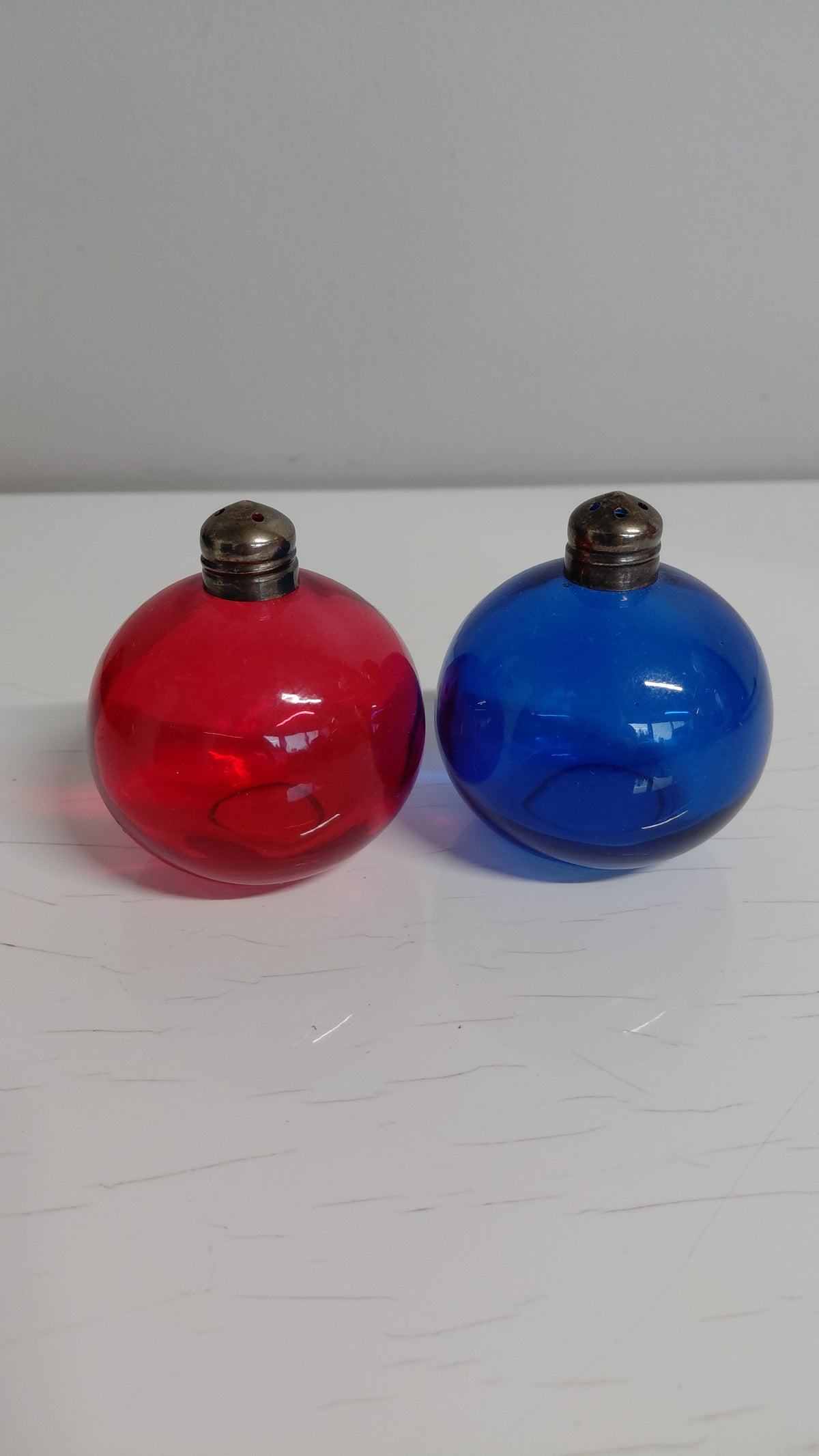 Salt og pipar staukar handblásið gler (1980-1990s), Tupperware