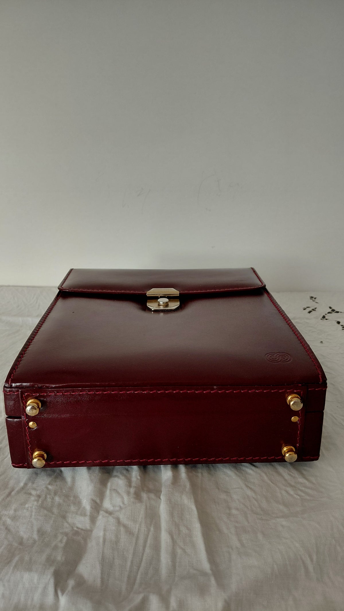 Vintage leðurskjalataska með talnalás (1980-1990), Saddler
