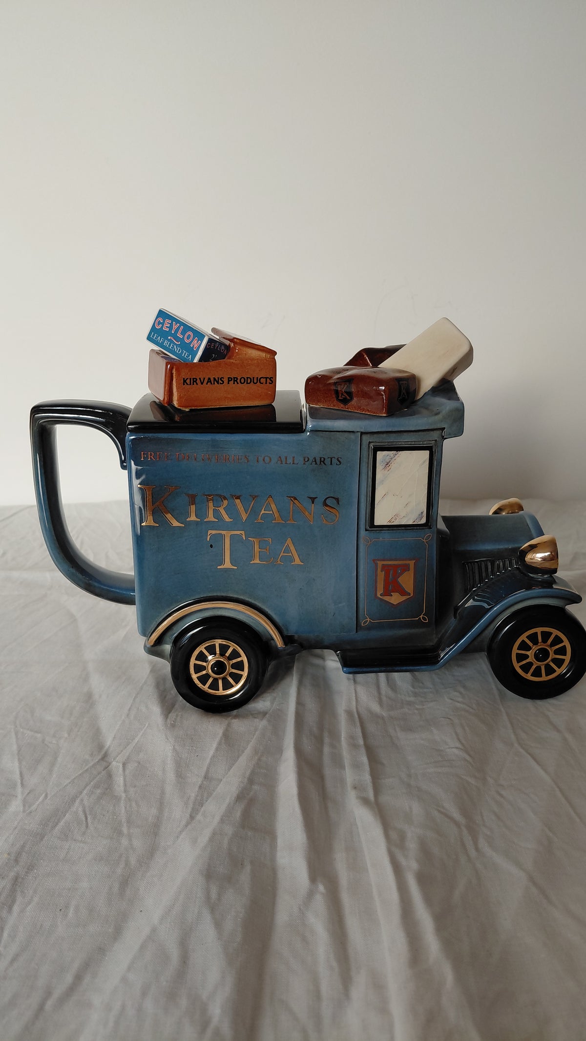 Handgerður tepottur „Kirvan's Van“ (1995-1999) - 135/5000 Limited Edition, Paul Cardew