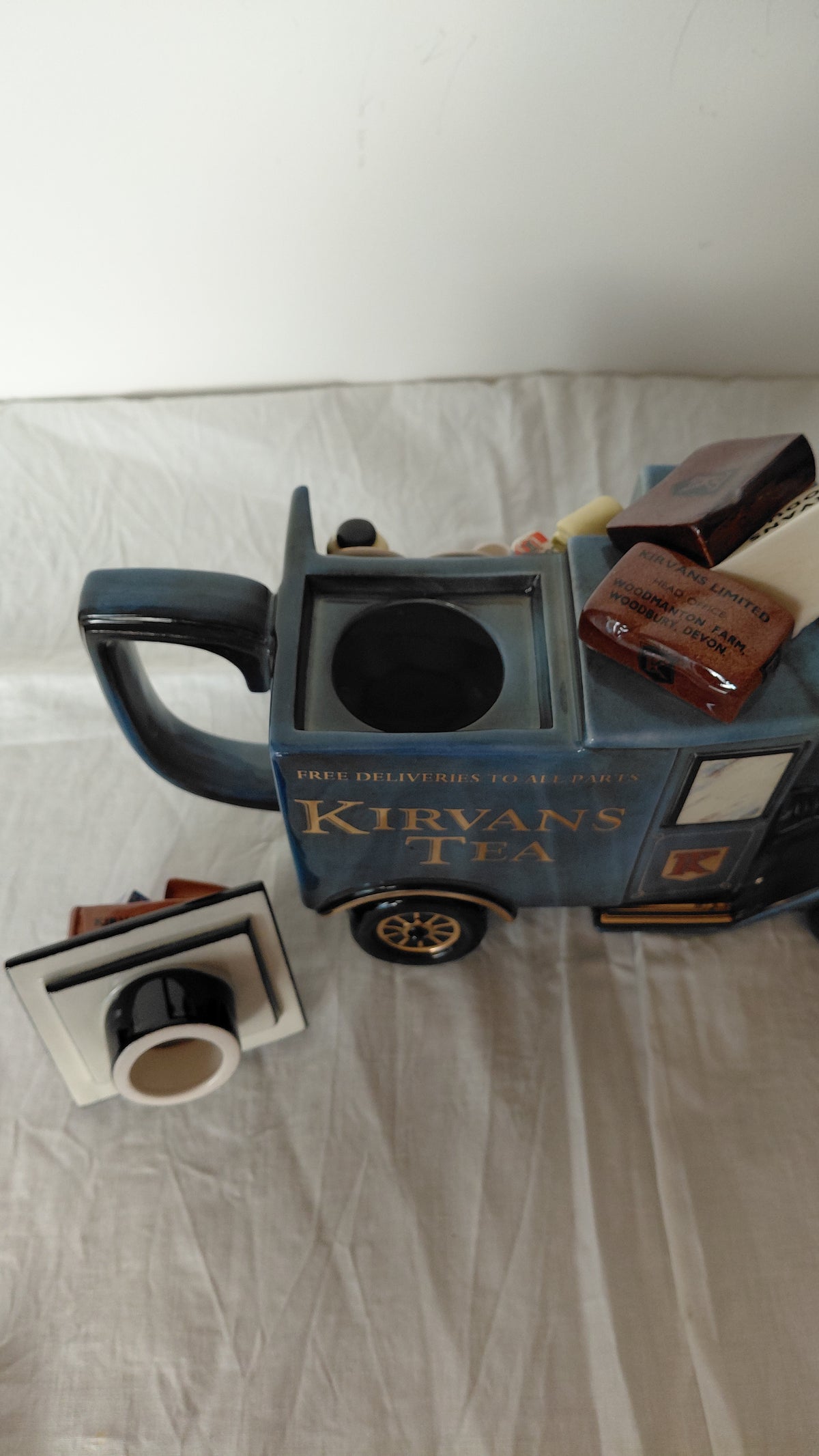 Handgerður tepottur „Kirvan's Van“ (1995-1999) - 135/5000 Limited Edition, Paul Cardew