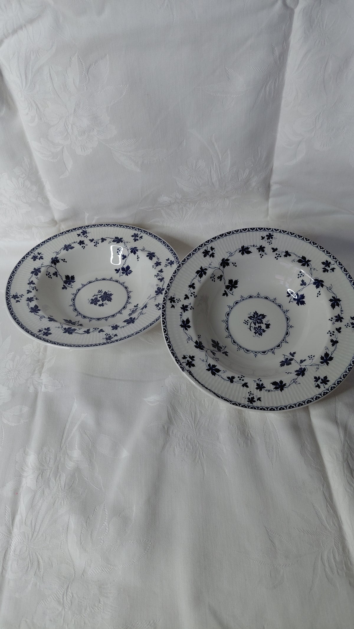 Súpuskálar "Yorktown" munstur Ø23.5 cm, seljast stakar, Royal Doulton