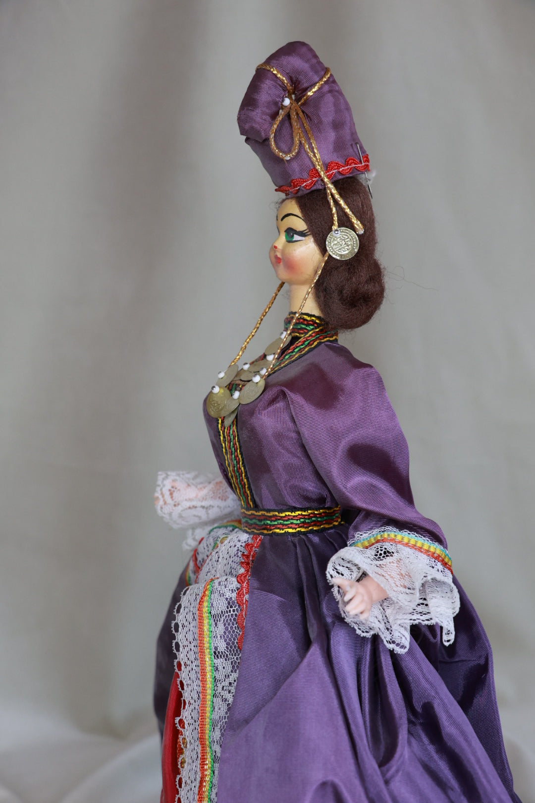 Grísk þjóðbúningadúkka (1960-1970), Vintage