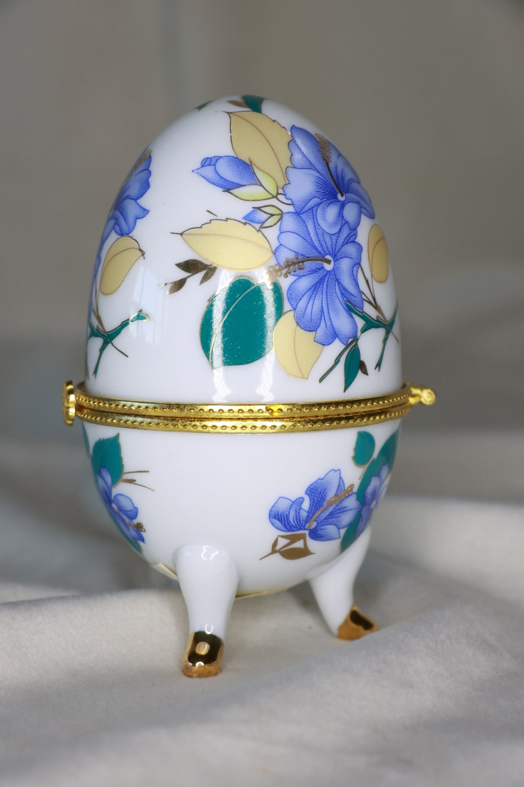 Postulíns egglaga skrín, Vintage